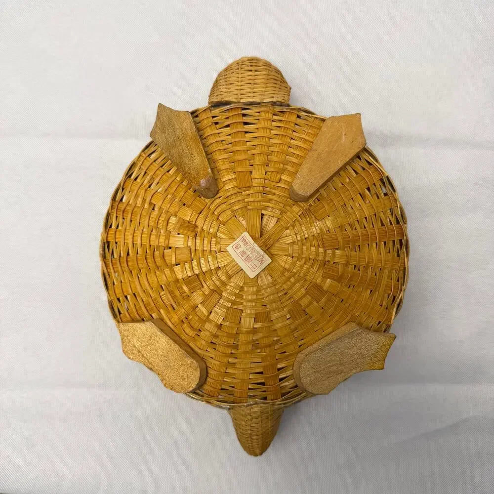VTG Woven Bamboo Rattan Figural Turtle Basket Carved Wood Feet 10